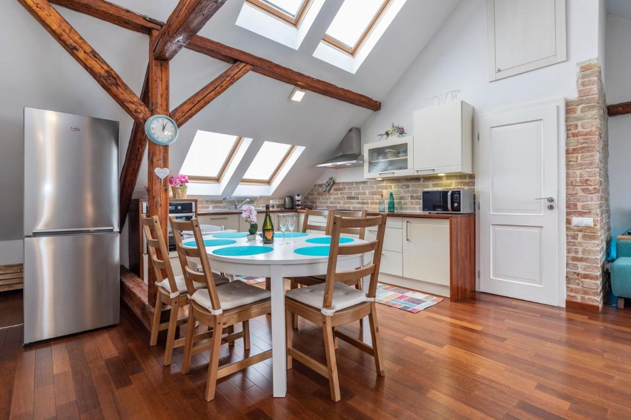 Beautiful And Romantic Penthouse With Two Terraces 布拉迪斯拉发 外观 照片