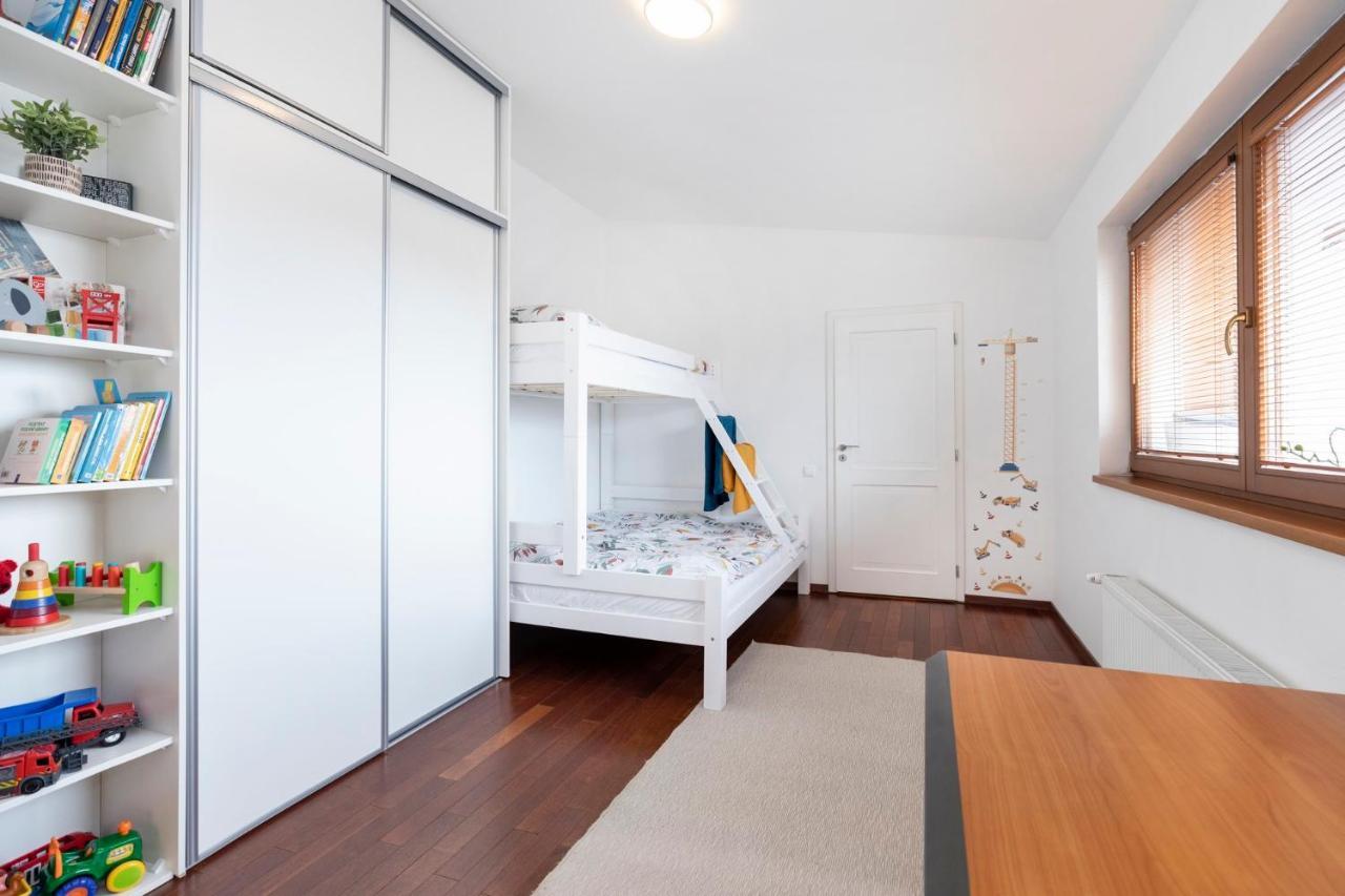 Beautiful And Romantic Penthouse With Two Terraces 布拉迪斯拉发 外观 照片